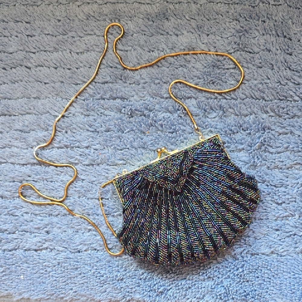 Black and Gold Clutch with Elegant Design